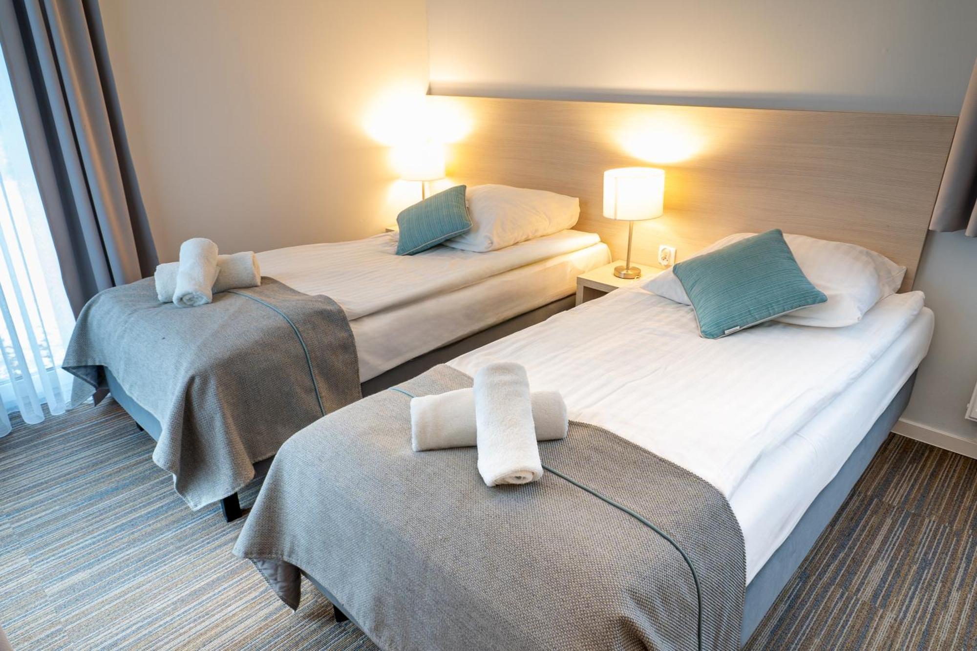 Hotel Osrodek Szkoleniowo-Wypoczynkowy "Lesnik" Ustka Esterno foto